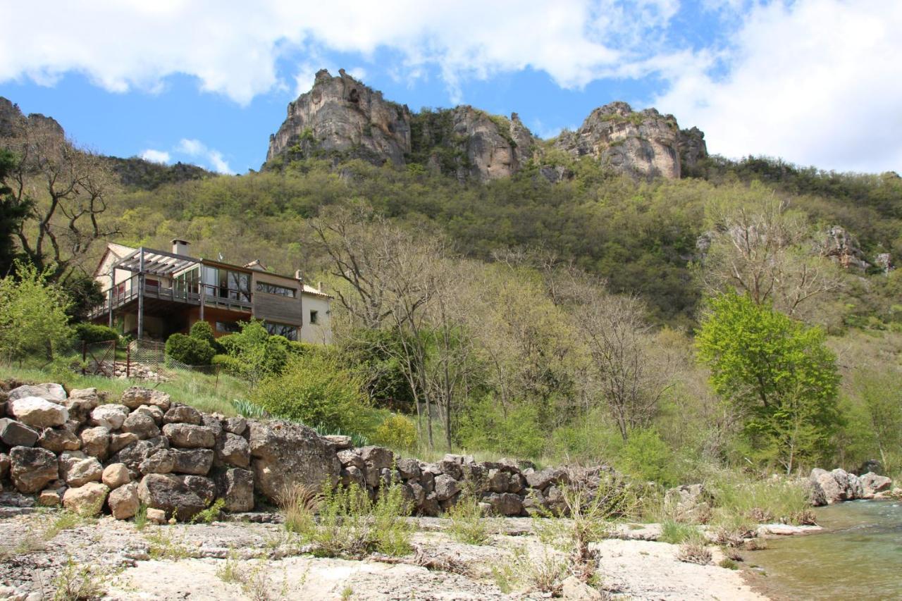 Les De La Dourbie Bed and breakfast